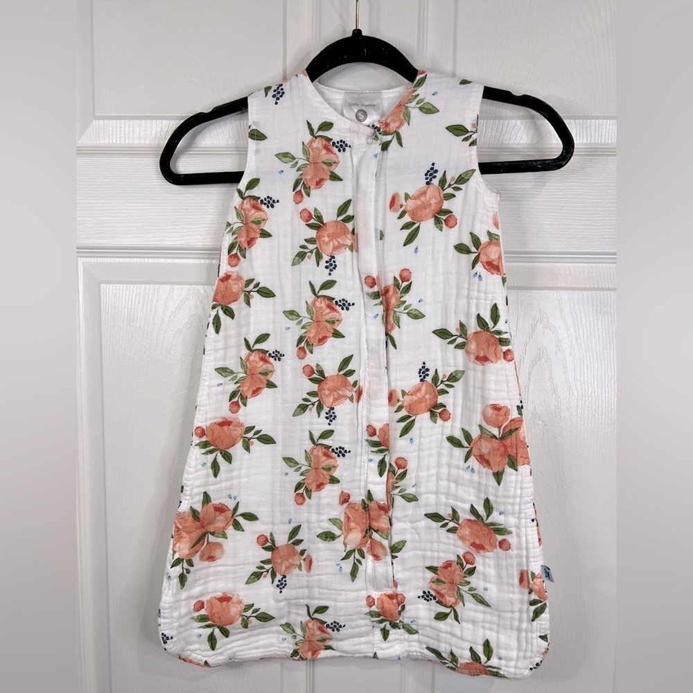 Little Unicorn Premium Muslin Sleep Sack - Watercolor Roses - Small (0-6 months)